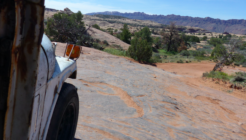 Illustration for article titled My $500 Two-Wheel Drive Postal Jeep Was a Beast Off-Road Until It Was Terrifying